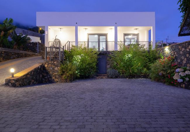 Villa en Los Llanos de Aridane - Villa La Graja by Huskalia | piscina privada Villa en Los Llanos de Aridane - Villa La Graja by Huskalia | piscina privada