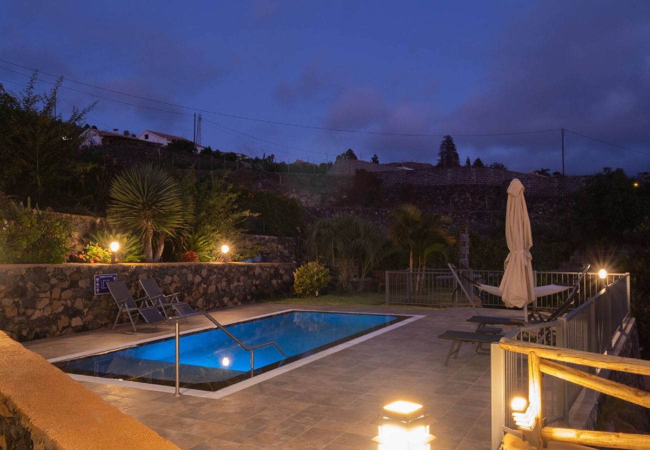 Villa en Los Llanos de Aridane - Villa La Graja by Huskalia | piscina privada