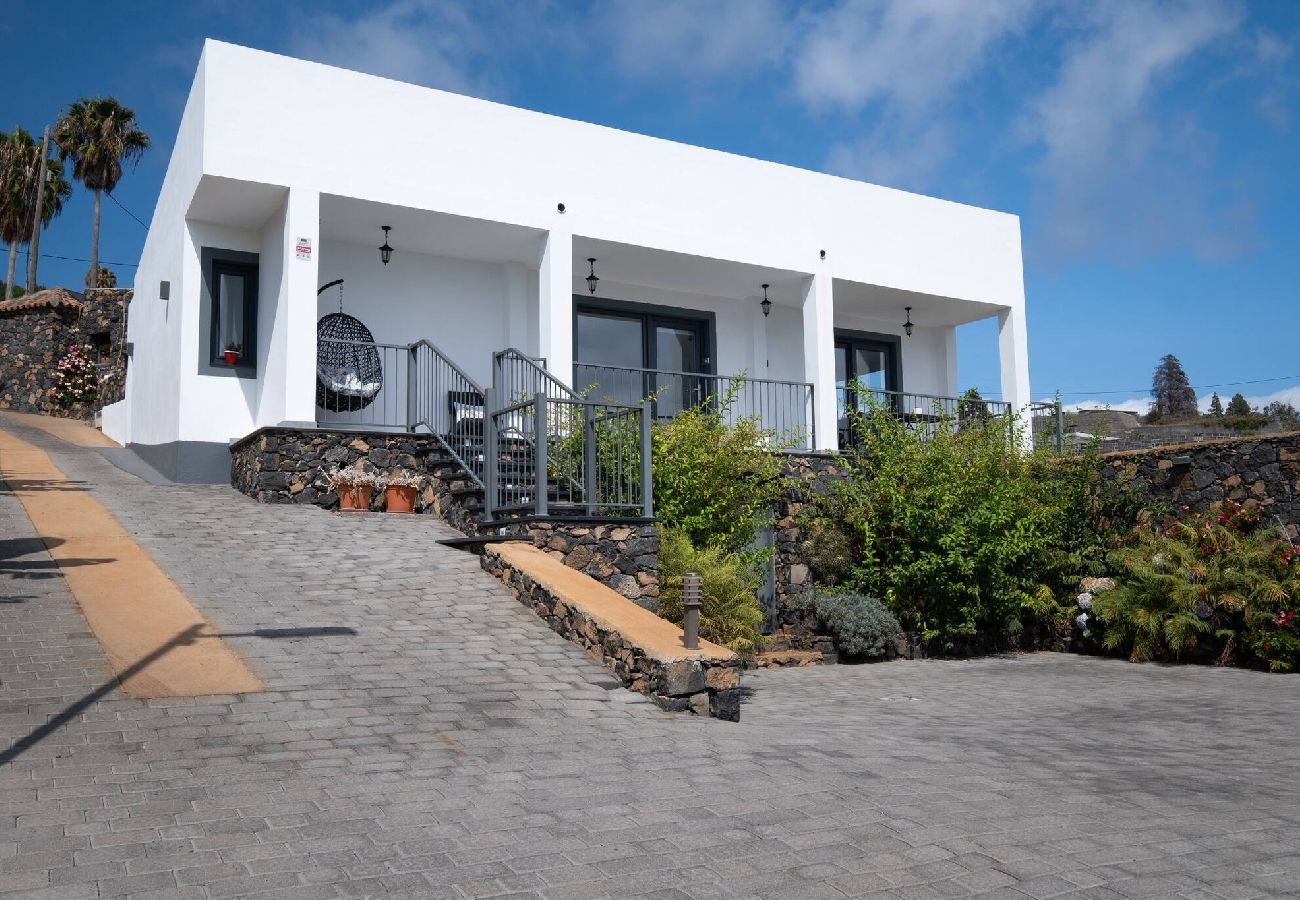 Villa en Los Llanos de Aridane - Villa La Graja by Huskalia | piscina privada