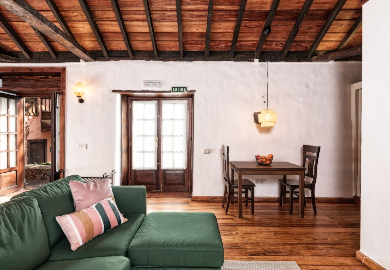 Alquiler por habitaciones en Breña Alta - Tango - Finca El Ingeniero by Huskalia