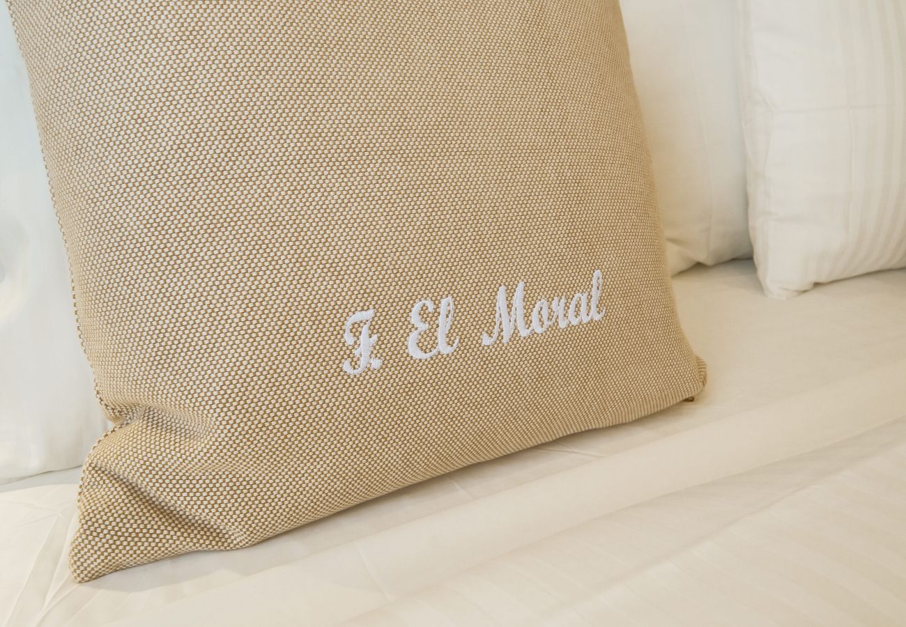 Apartamento en Los Llanos de Aridane - Finca El Moral by Huskalia - Suite Naranjo