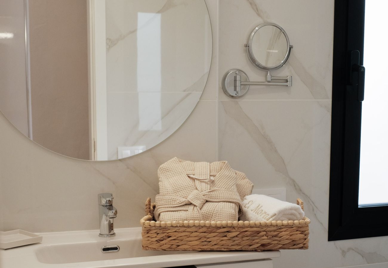 Apartamento en Los Llanos de Aridane - Finca El Moral by Huskalia - Suite Higuera