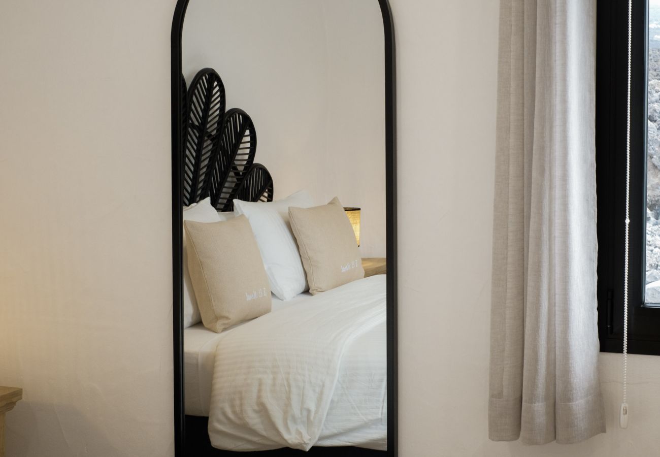 Apartamento en Los Llanos de Aridane - Finca El Moral by Huskalia - Suite Higuera