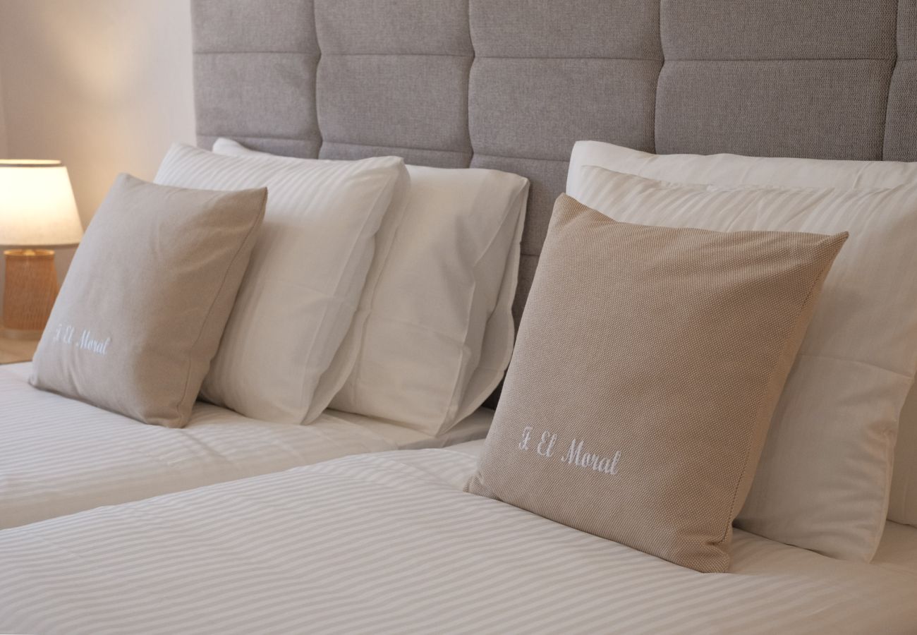 Apartamento en Los Llanos de Aridane - Finca El Moral by Huskalia - Suite Nogal