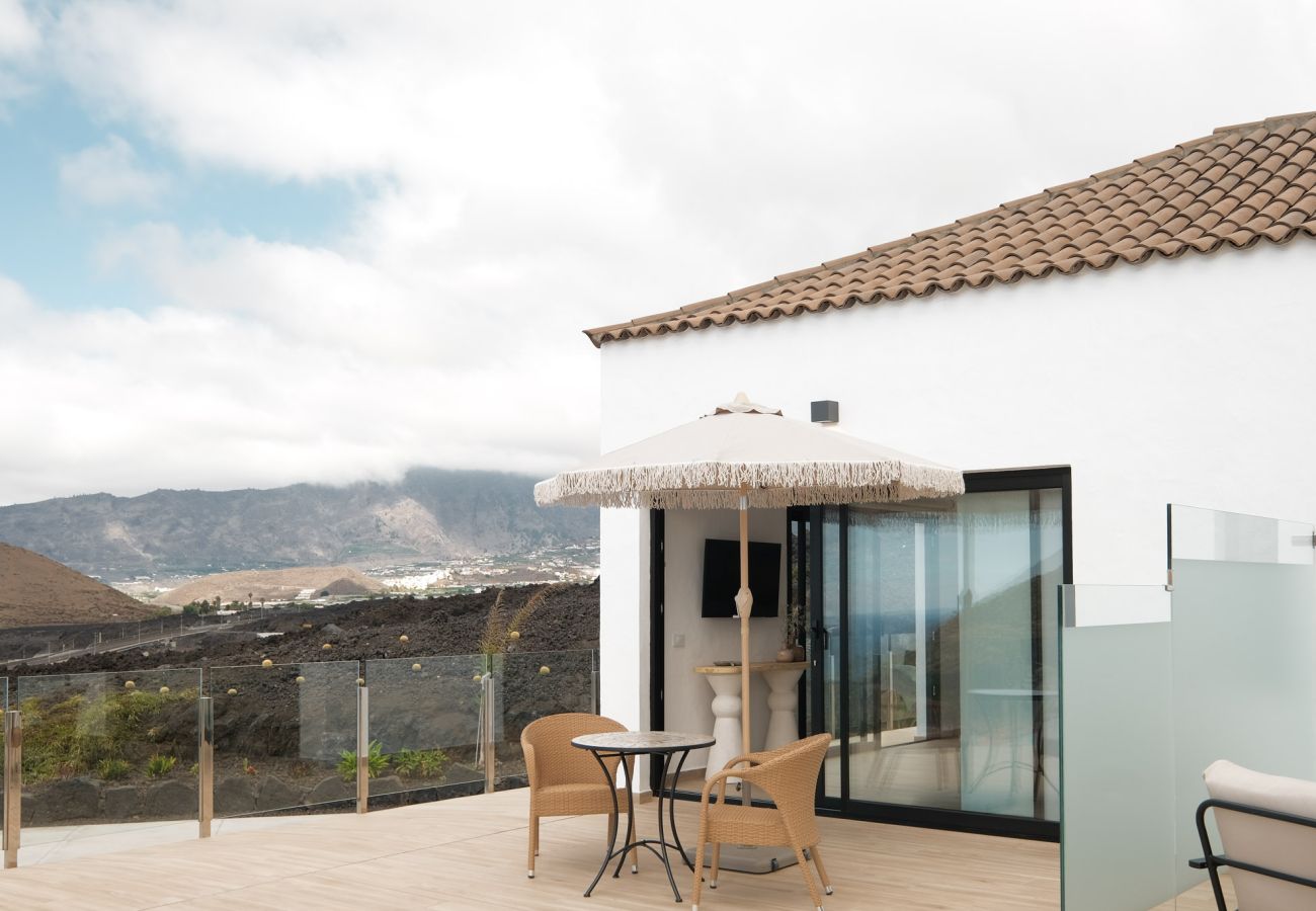 Apartamento en Los Llanos de Aridane - Finca El Moral by Huskalia - Suite Nogal