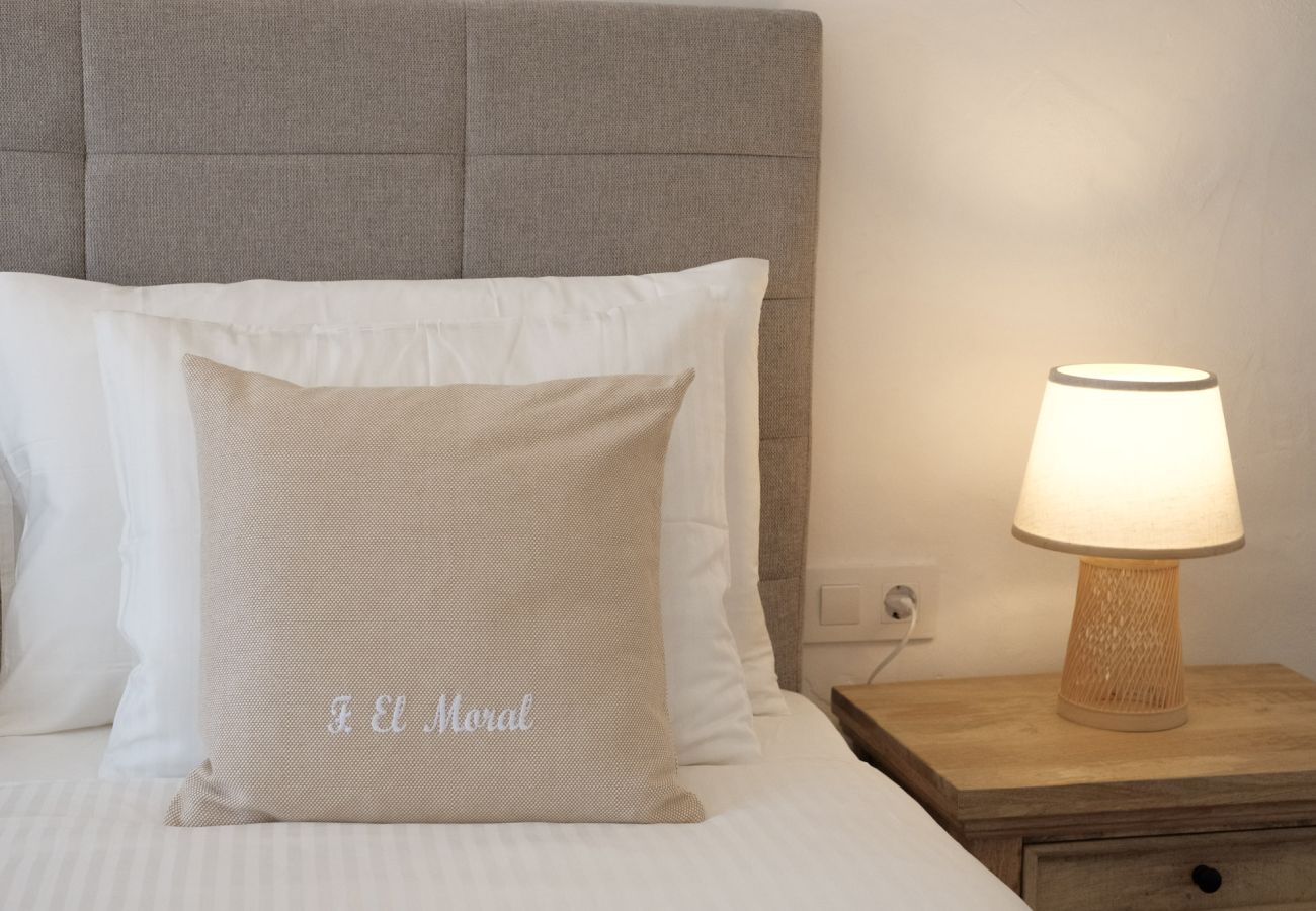 Apartamento en Los Llanos de Aridane - Finca El Moral by Huskalia - Suite Nogal