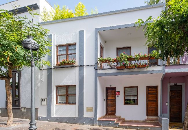 Ferienhaus in Los Llanos de Aridane - Casa Abuela Toña by Huskalia | im Stadtzentrum  Ferienhaus in Los Llanos de Aridane - Casa Abuela Toña by Huskalia | im Stadtzentrum
