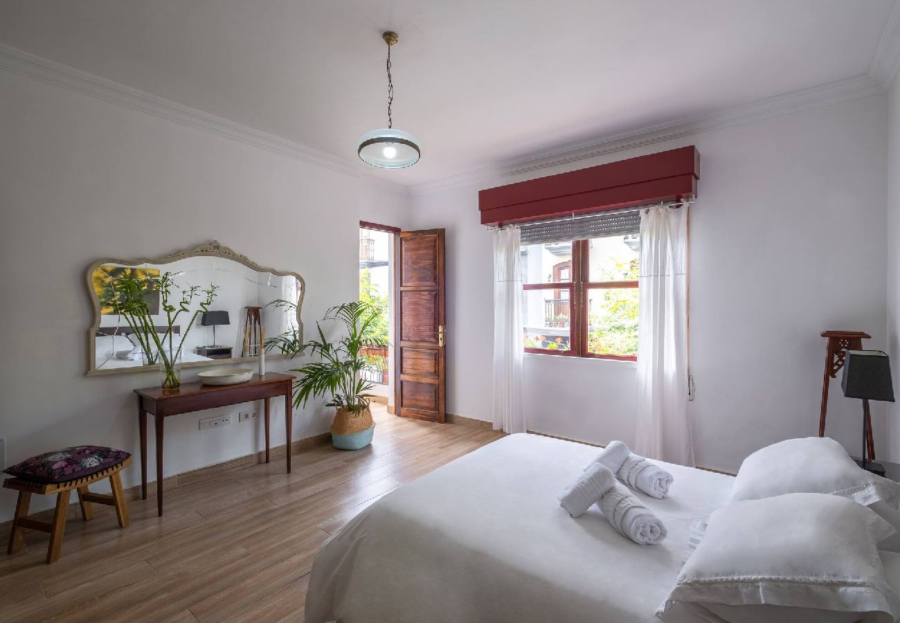 Ferienhaus in Los Llanos de Aridane - Casa Abuela Toña by Huskalia | im Stadtzentrum 