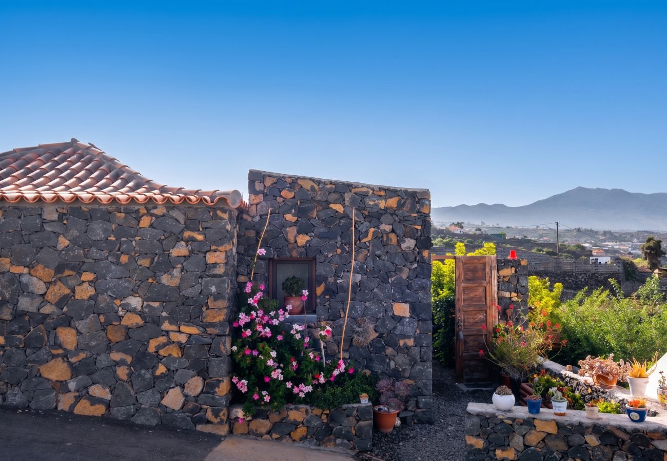 Ferienhaus in Los Llanos de Aridane - Casa Sophie by Huskalia | w/ private pool
