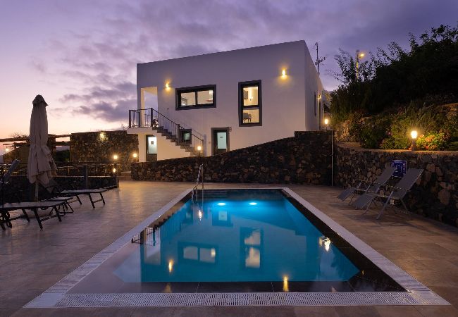 Villa in Los Llanos de Aridane - Villa La Graja by Huskalia | private pool Villa in Los Llanos de Aridane - Villa La Graja by Huskalia | private pool
