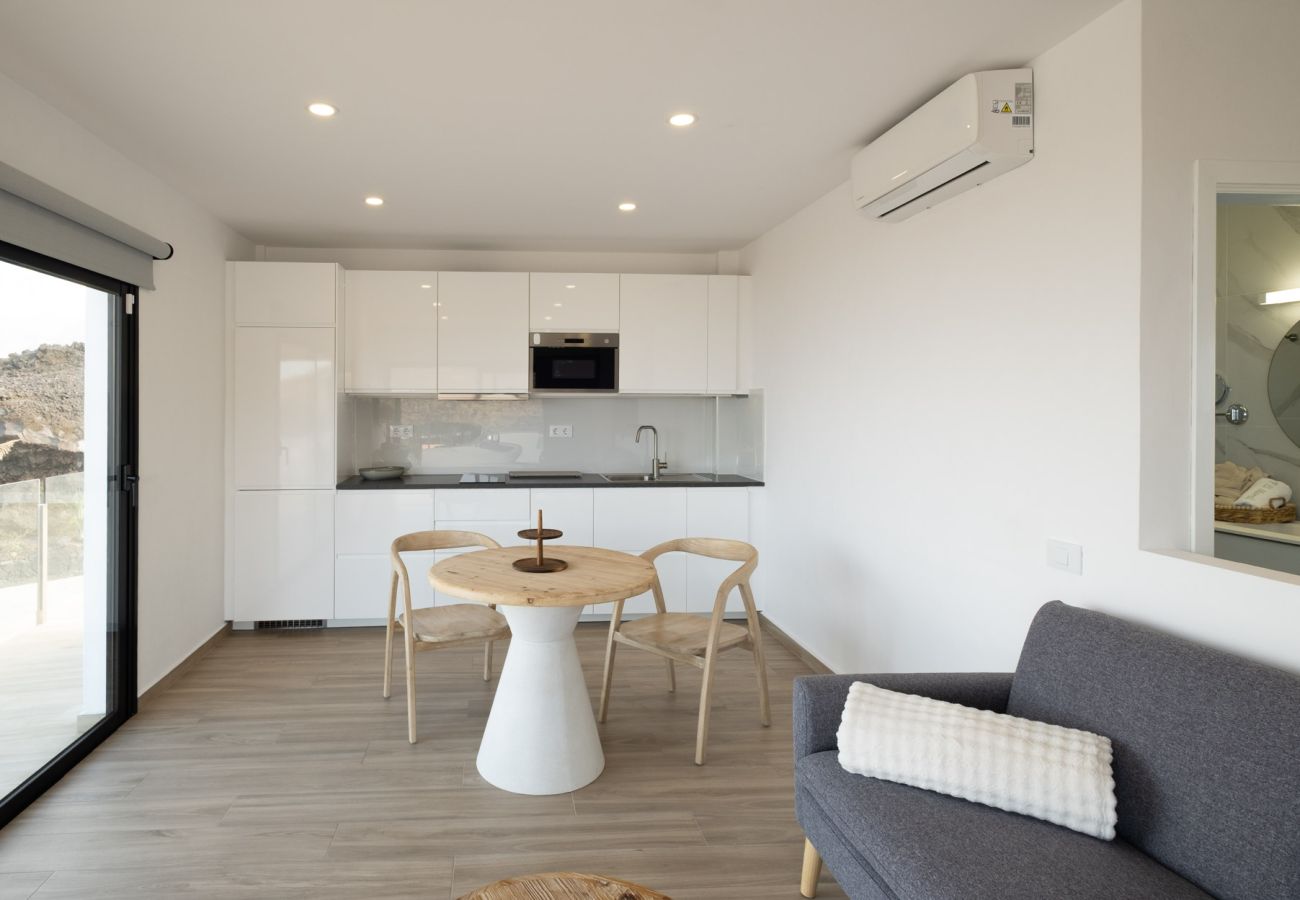 Ferienwohnung in Los Llanos de Aridane - Finca El Moral by Huskalia - Suite Nogal