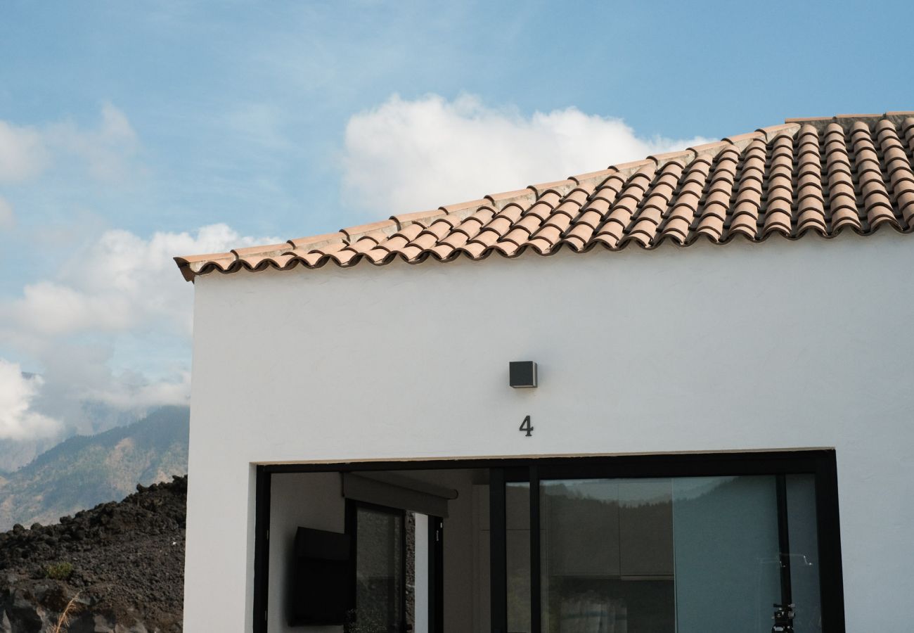 Ferienwohnung in Los Llanos de Aridane - Finca El Moral by Huskalia - Suite Nogal