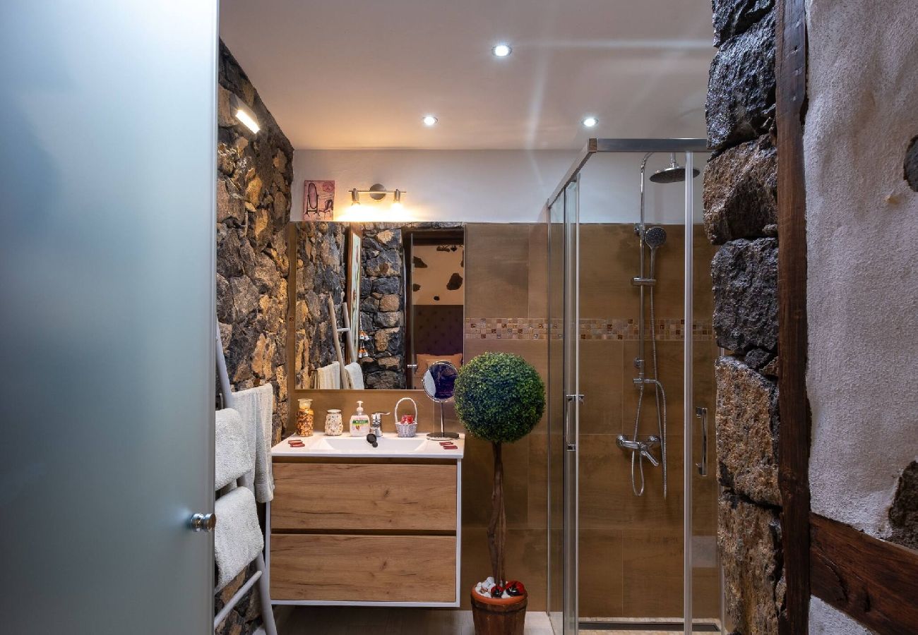 House in Los Llanos de Aridane - Casa Sophie by Huskalia | w/ private pool