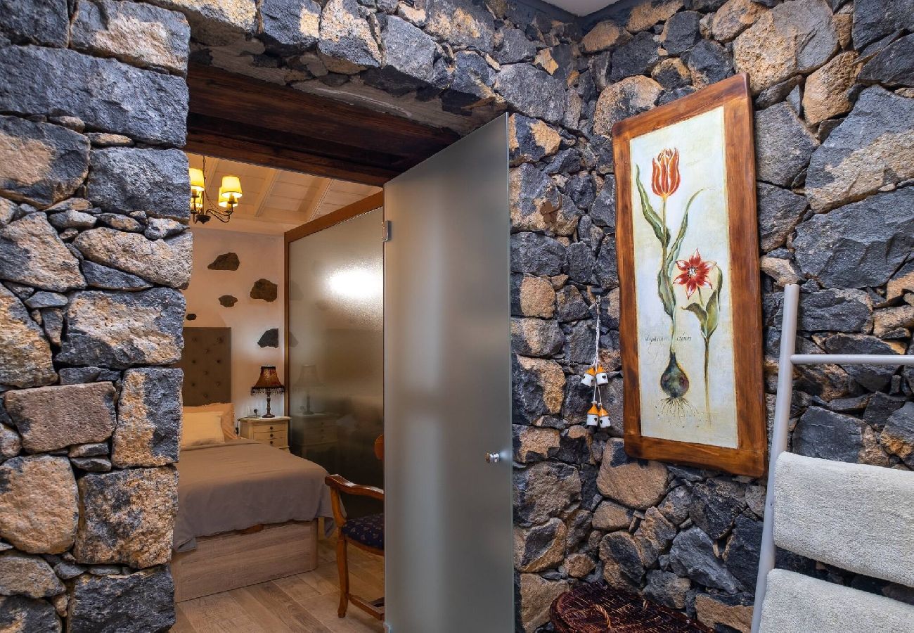 House in Los Llanos de Aridane - Casa Sophie by Huskalia | w/ private pool