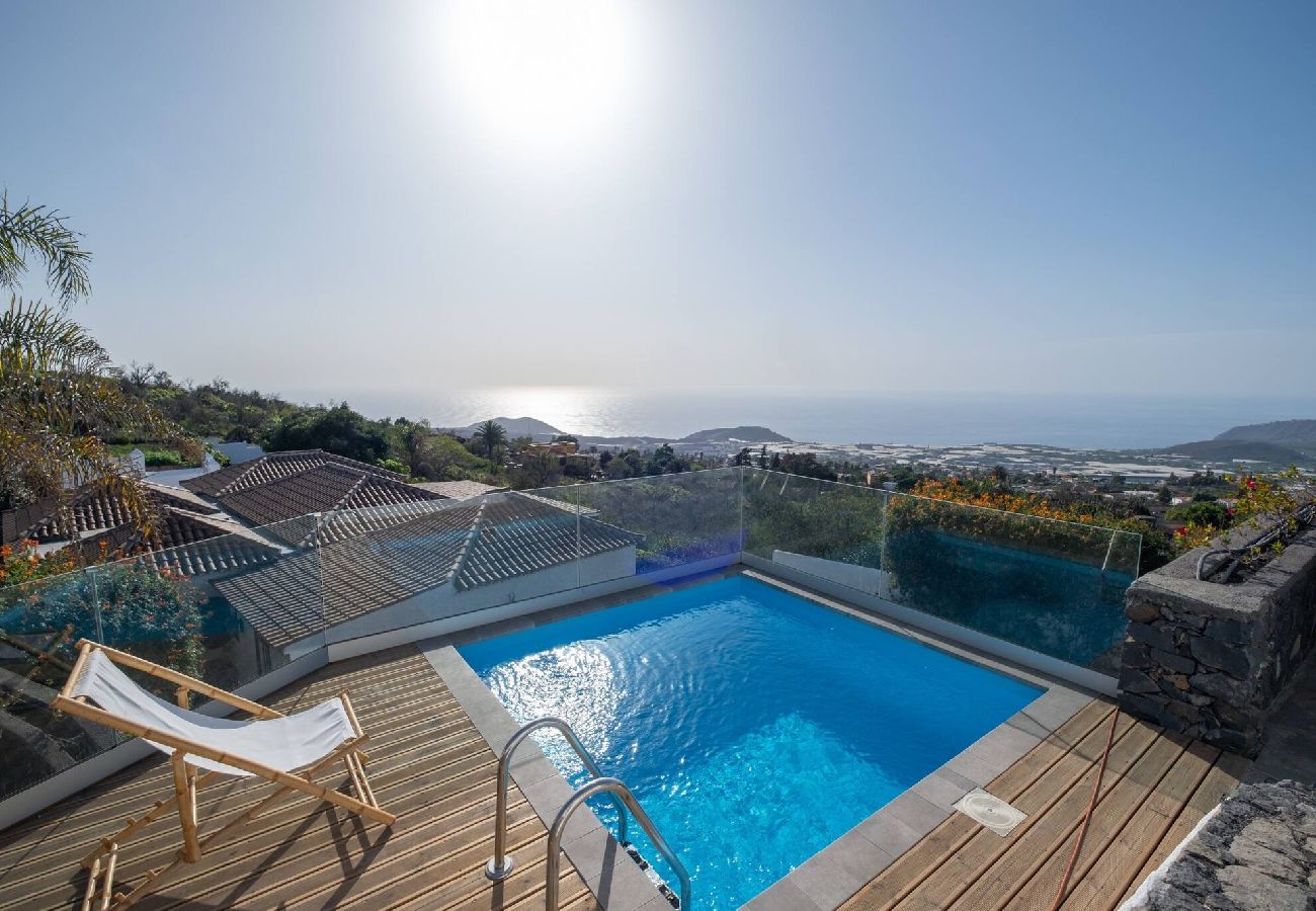 House in El Paso - Casa Cordobes by Huskalia