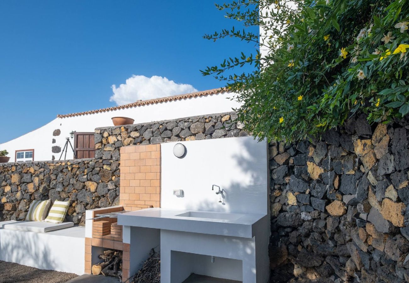 House in El Paso - Casa Cordobes by Huskalia