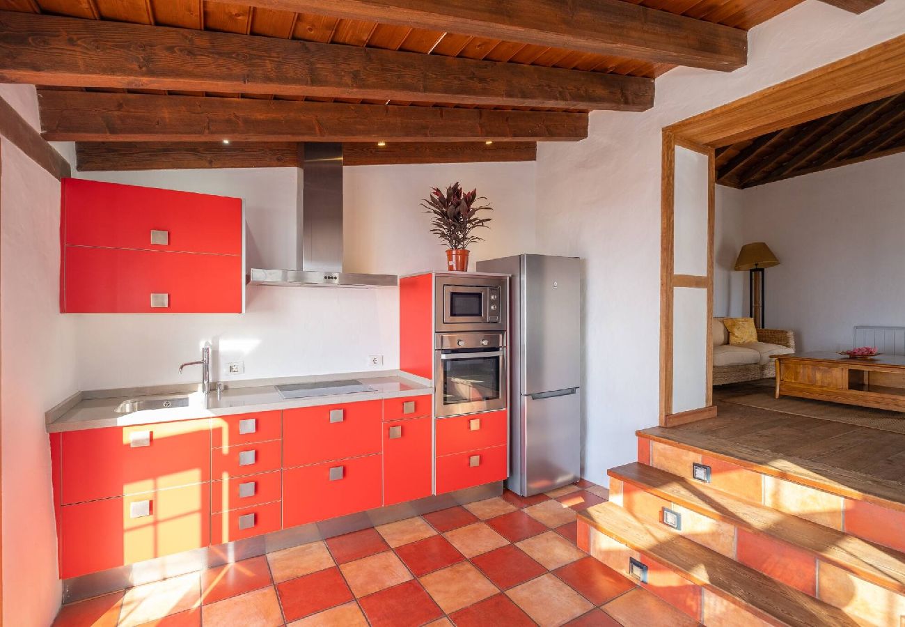 House in El Paso - Casa Cordobes by Huskalia