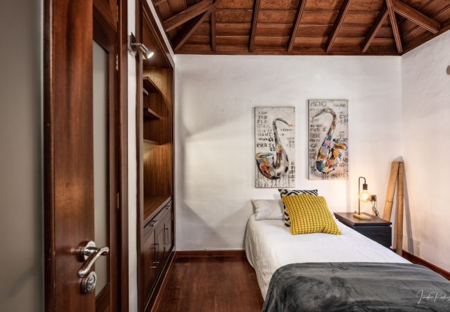 House in El Paso - Casa Gámez by Huskalia House in El Paso - Casa Gámez by Huskalia