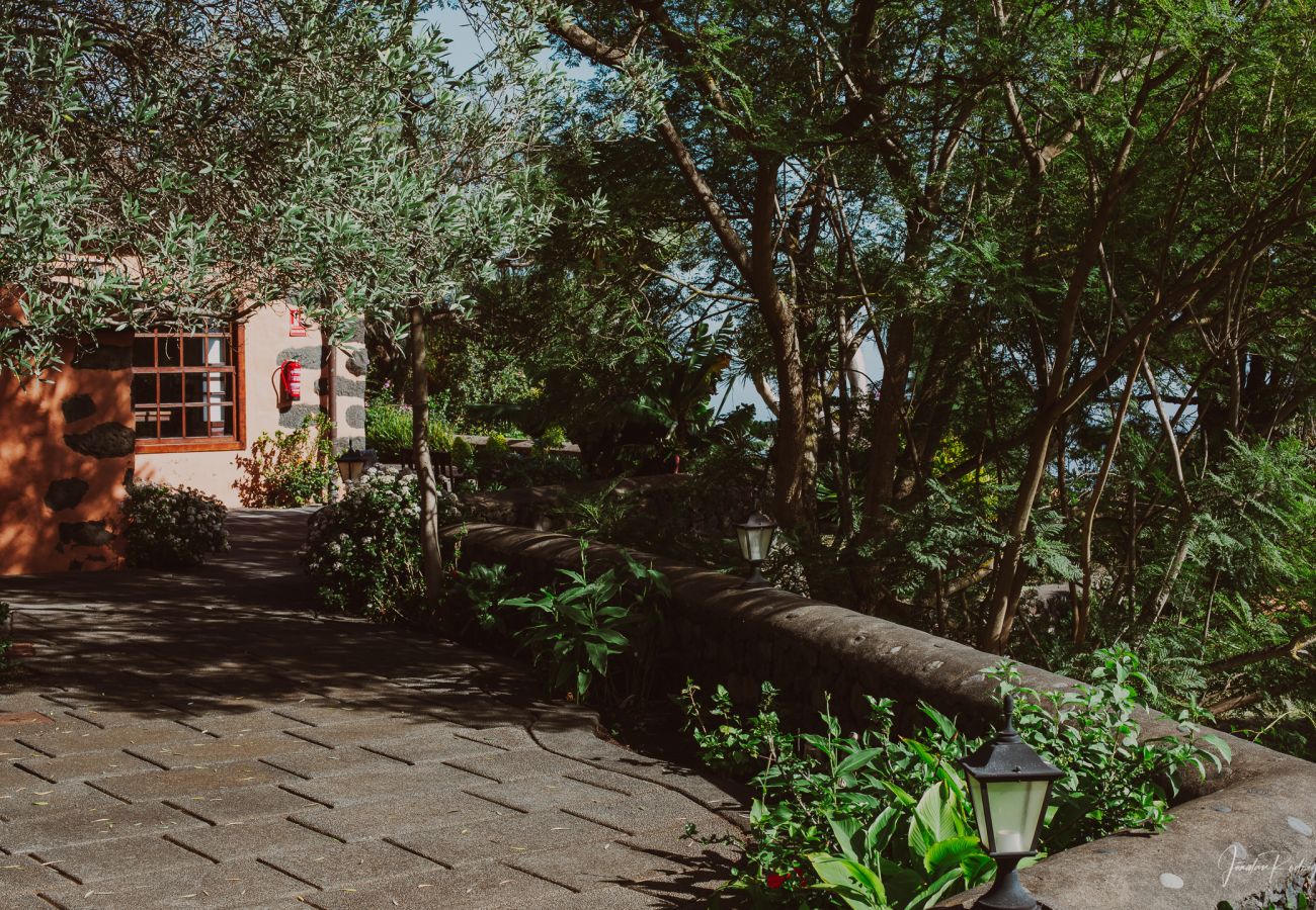 Rent by room in Breña Alta - Tango - Finca El Ingeniero by Huskalia