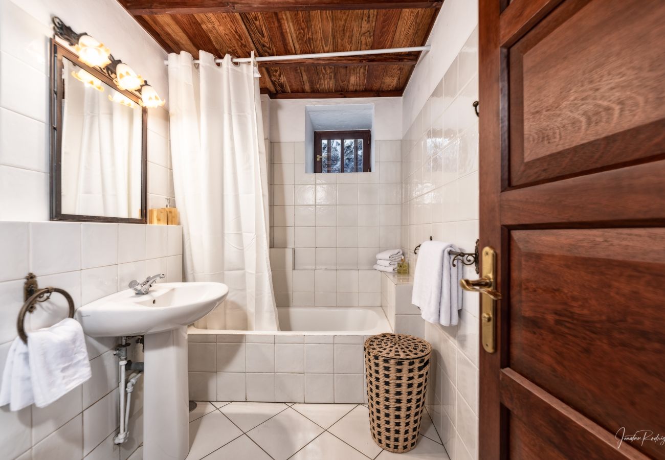 Rent by room in Breña Alta - Tango - Finca El Ingeniero by Huskalia