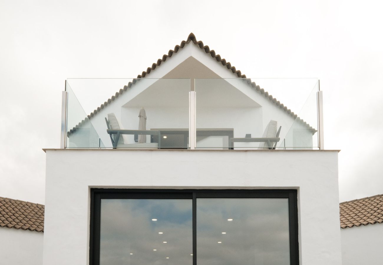 Apartment in Los Llanos de Aridane - Finca El Moral by Huskalia - Suite Higuera