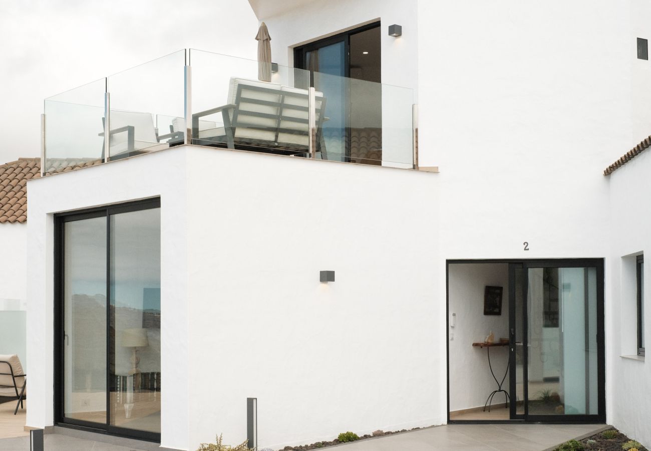 Apartment in Los Llanos de Aridane - Finca El Moral by Huskalia - Suite Higuera