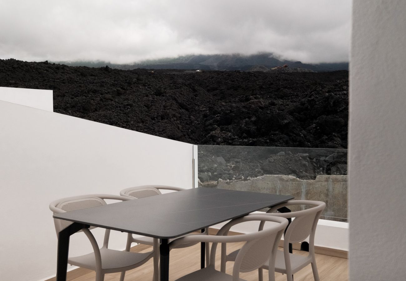 Apartment in Los Llanos de Aridane - Finca El Moral by Huskalia - Suite Higuera