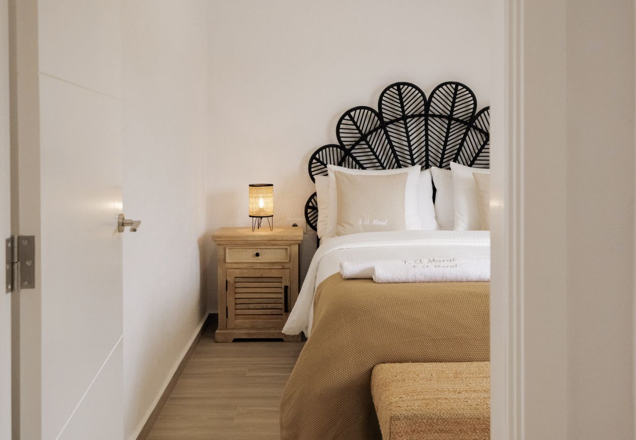 Apartment in Los Llanos de Aridane - Finca El Moral by Huskalia - Suite Higuera