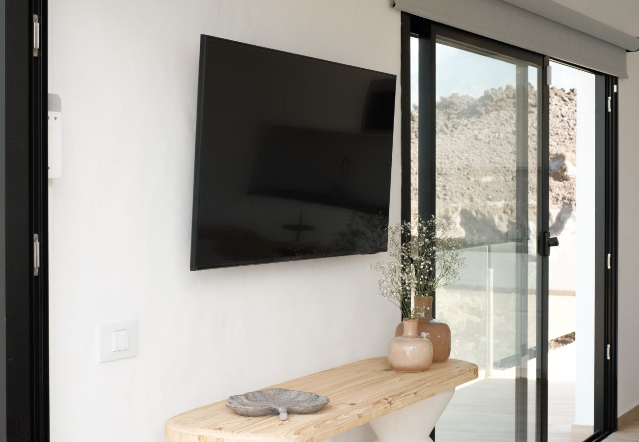 Apartment in Los Llanos de Aridane - Finca El Moral by Huskalia - Suite Nogal