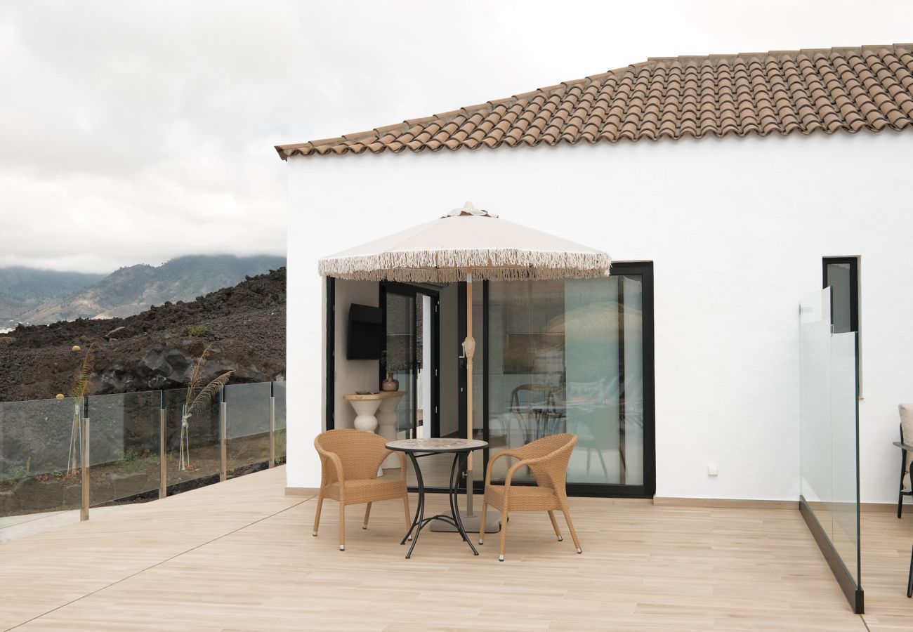 Apartment in Los Llanos de Aridane - Finca El Moral by Huskalia - Suite Nogal